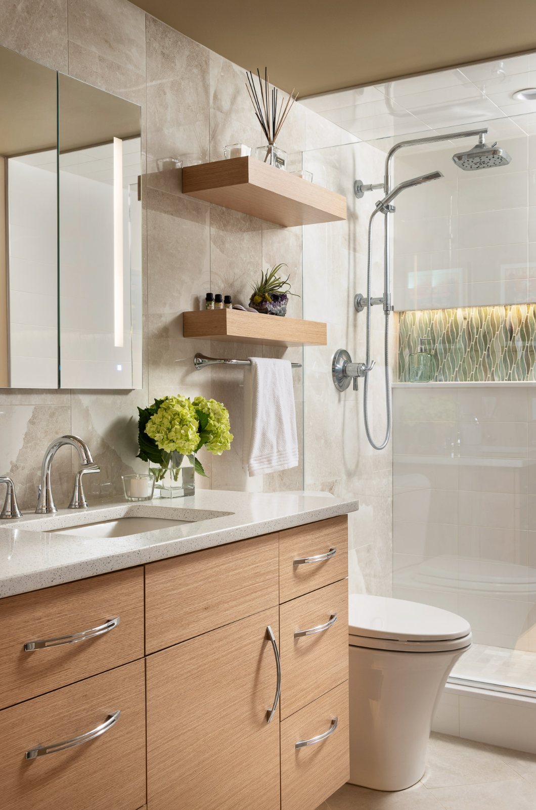 Contemporary apartment bathroom